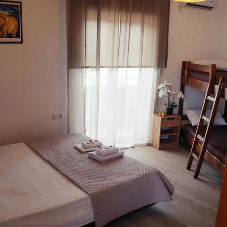 Apartment Pedro Navarino 6a